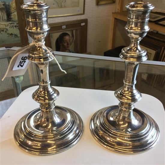 Pr silver candlesticks